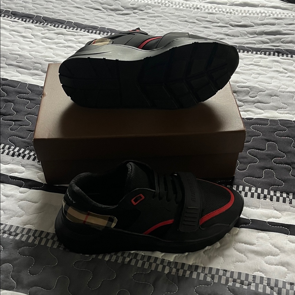 Burberry Black and Red Men's Sneakers